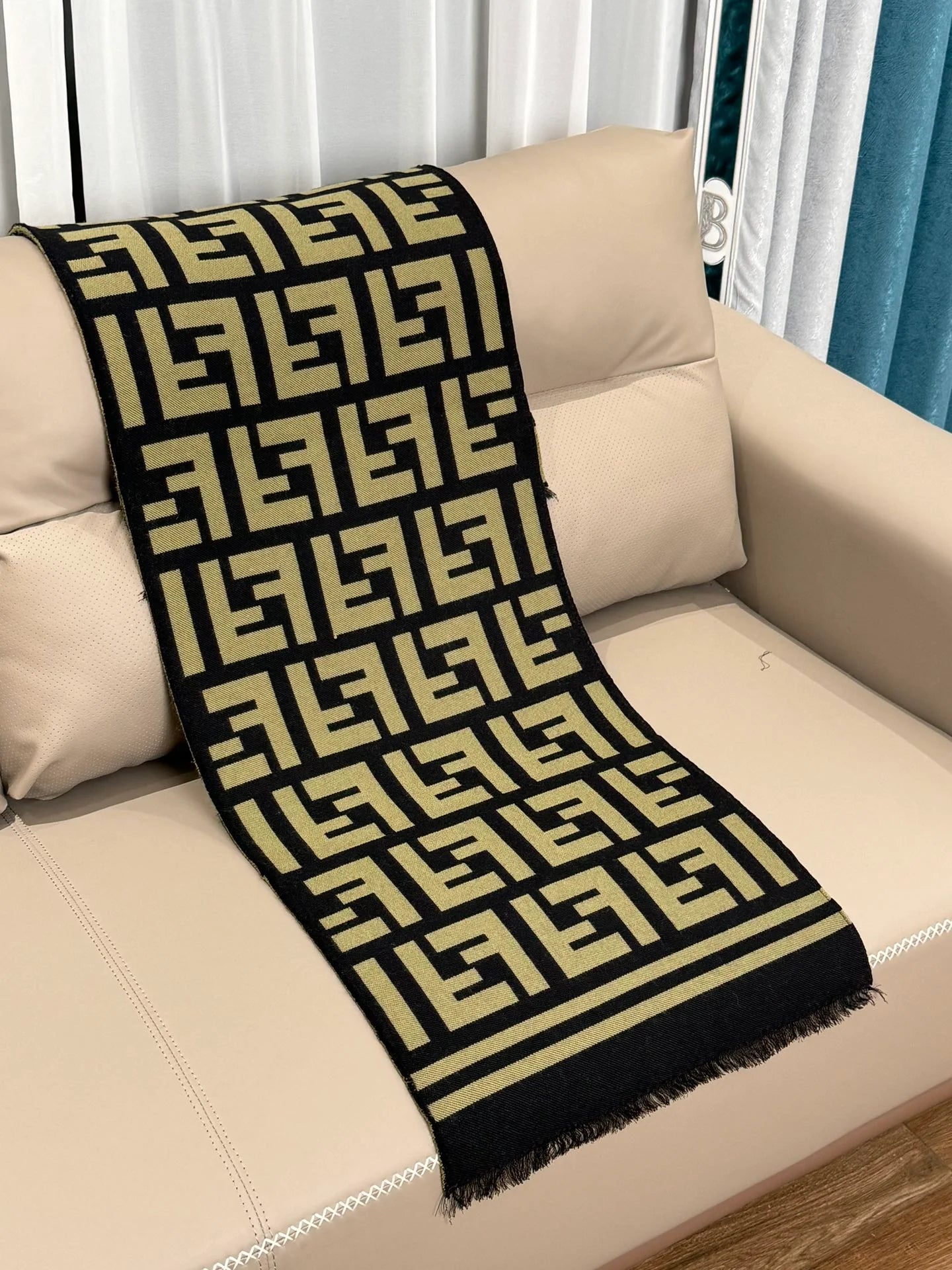 FENDI SCARF