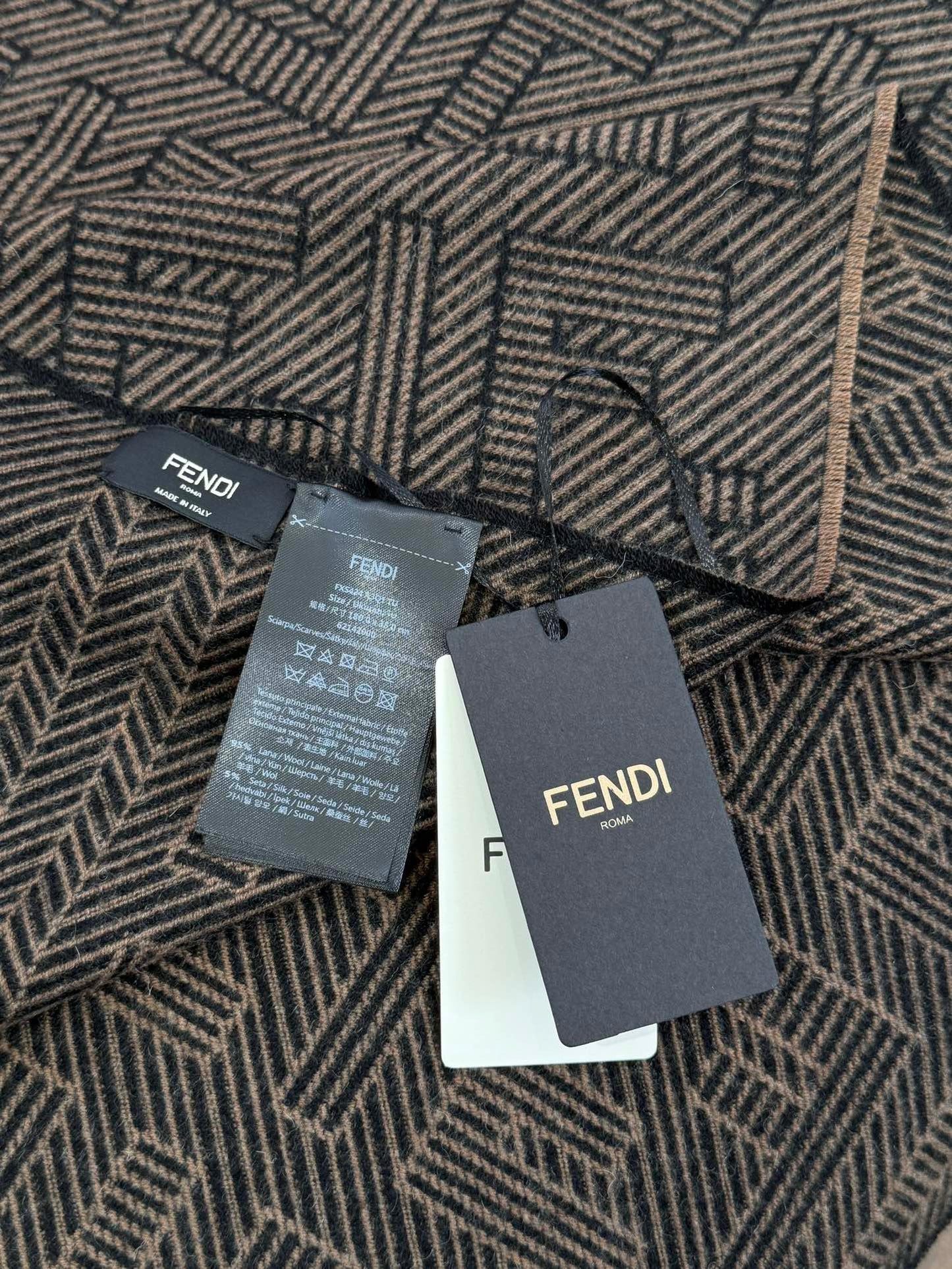 FENDI SCARF