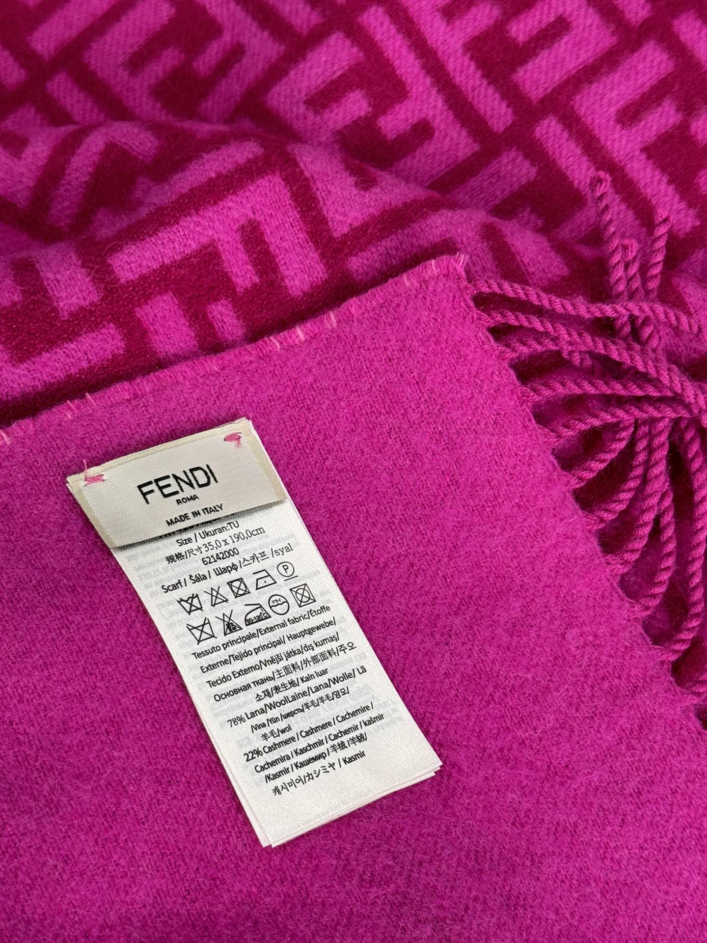FENDI SCARF