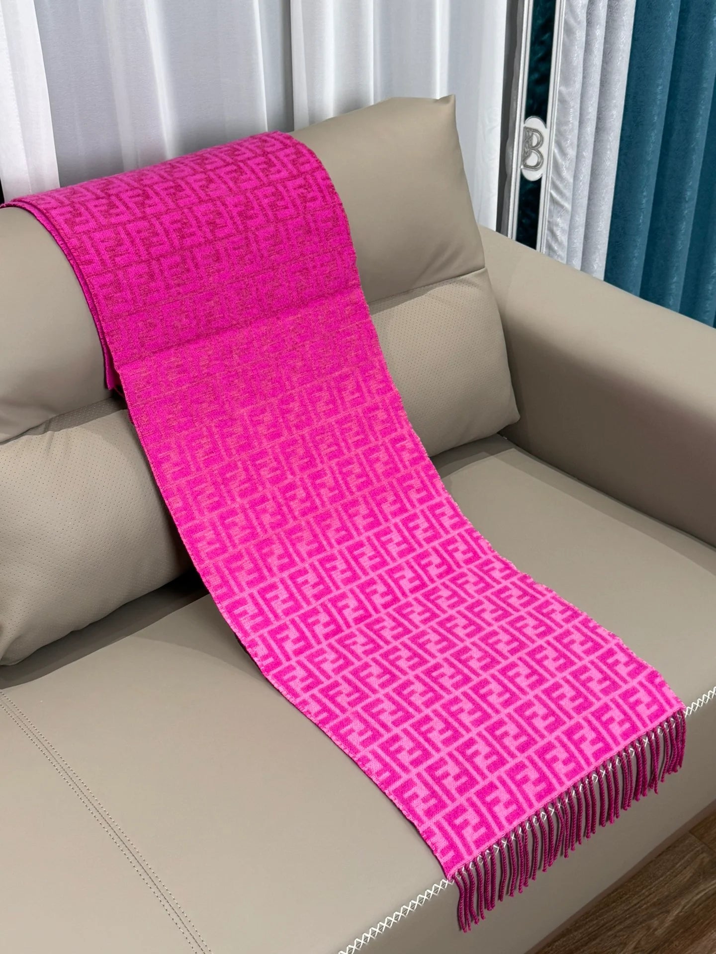 FENDI SCARF
