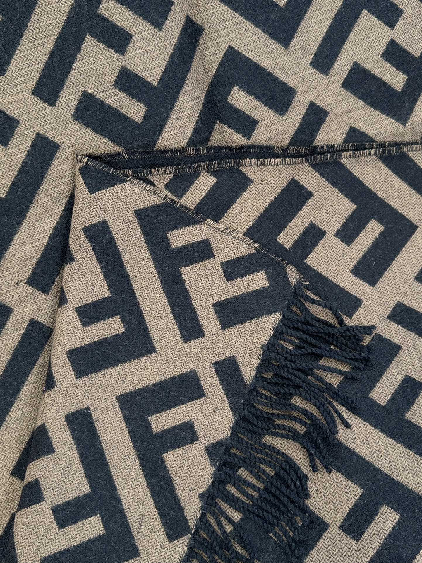 FENDI SCARF