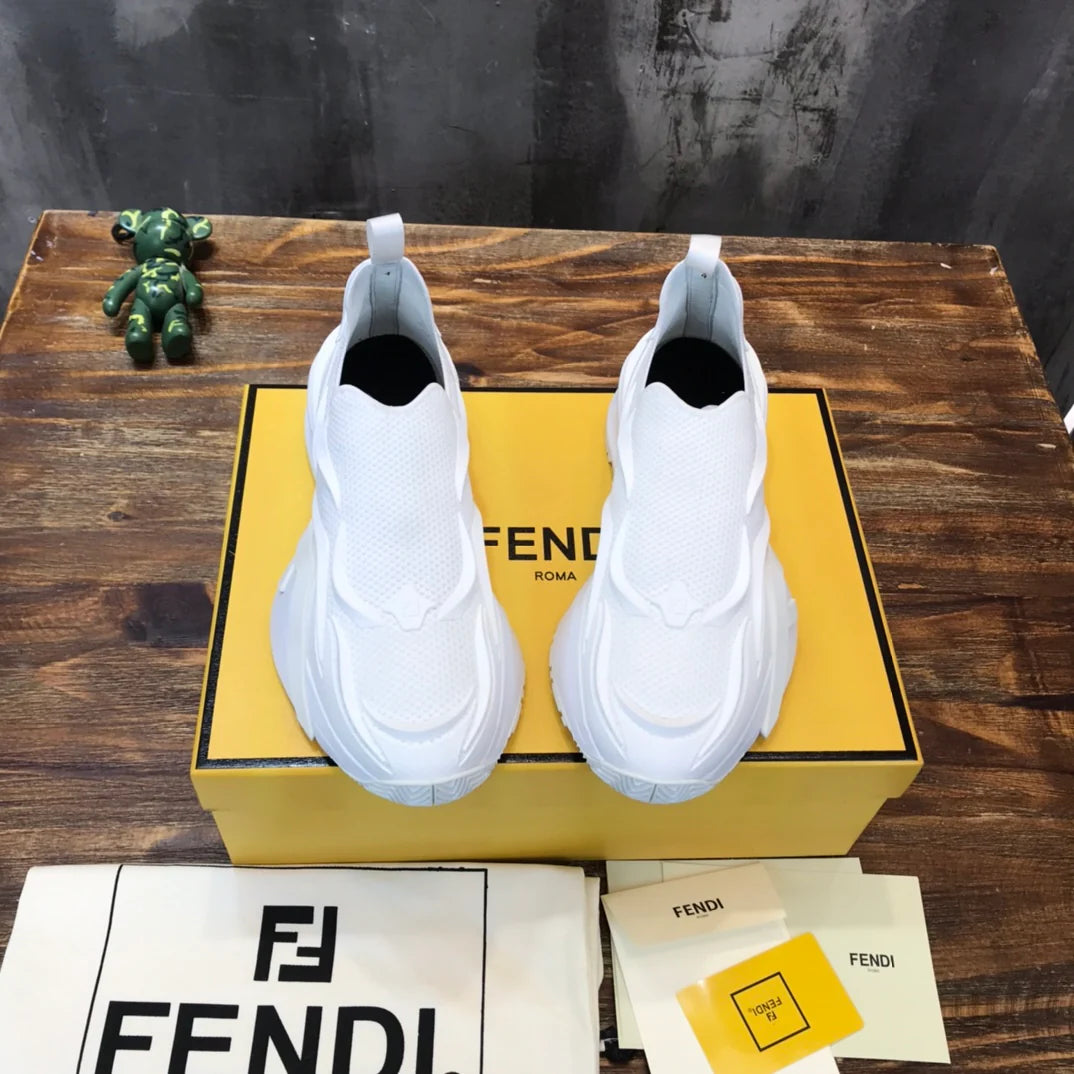 FENDI SNEAKER