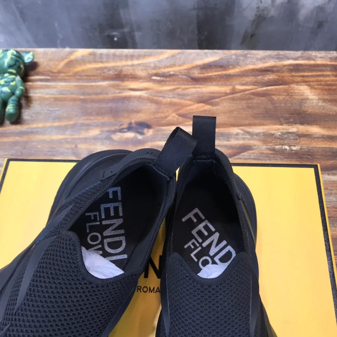 FENDI SNEAKER