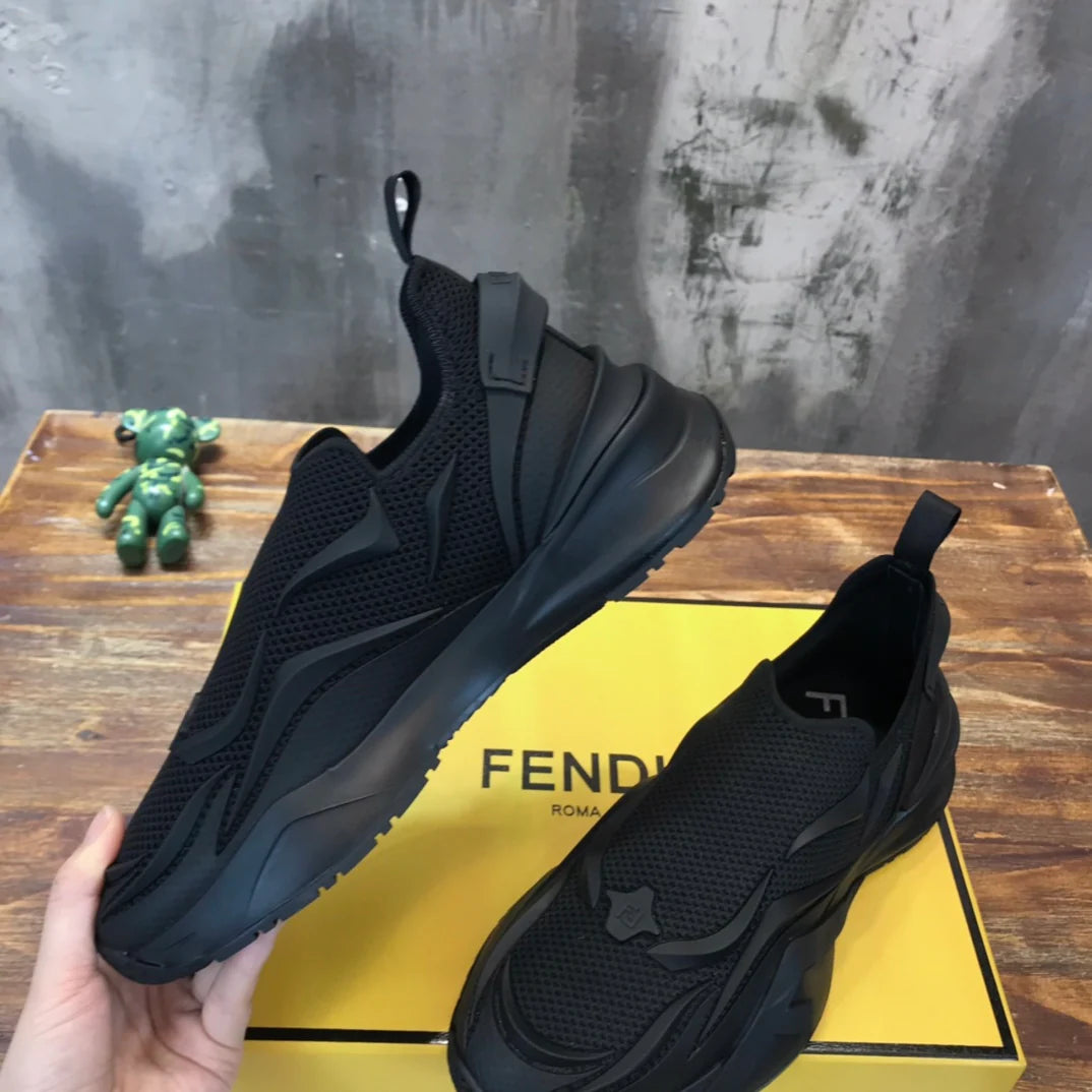 FENDI SNEAKER