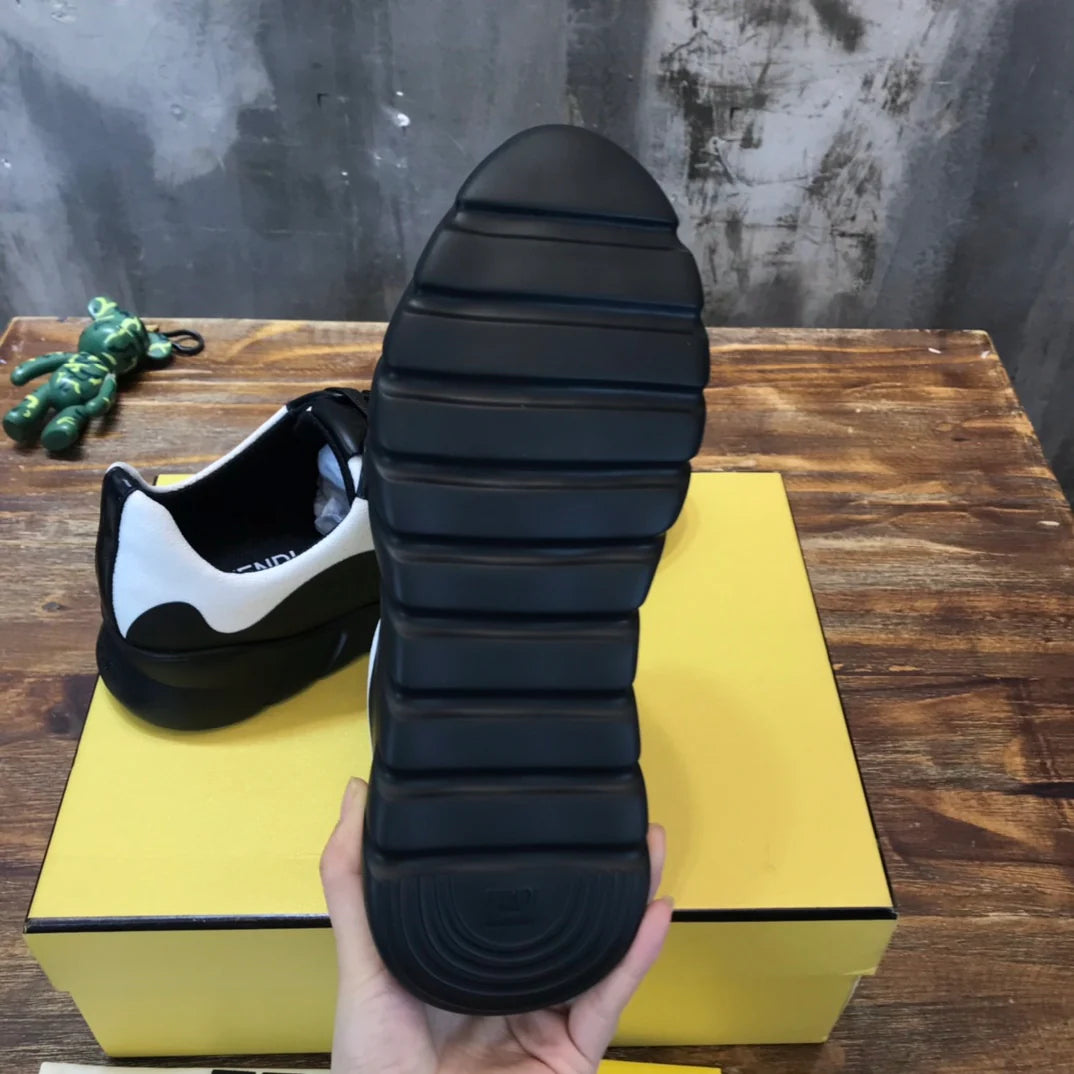 FENDI SNEAKER