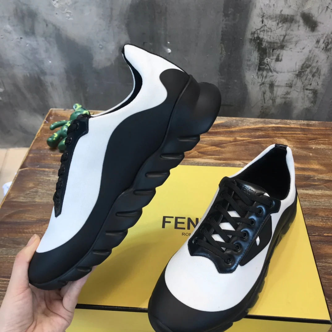 FENDI SNEAKER