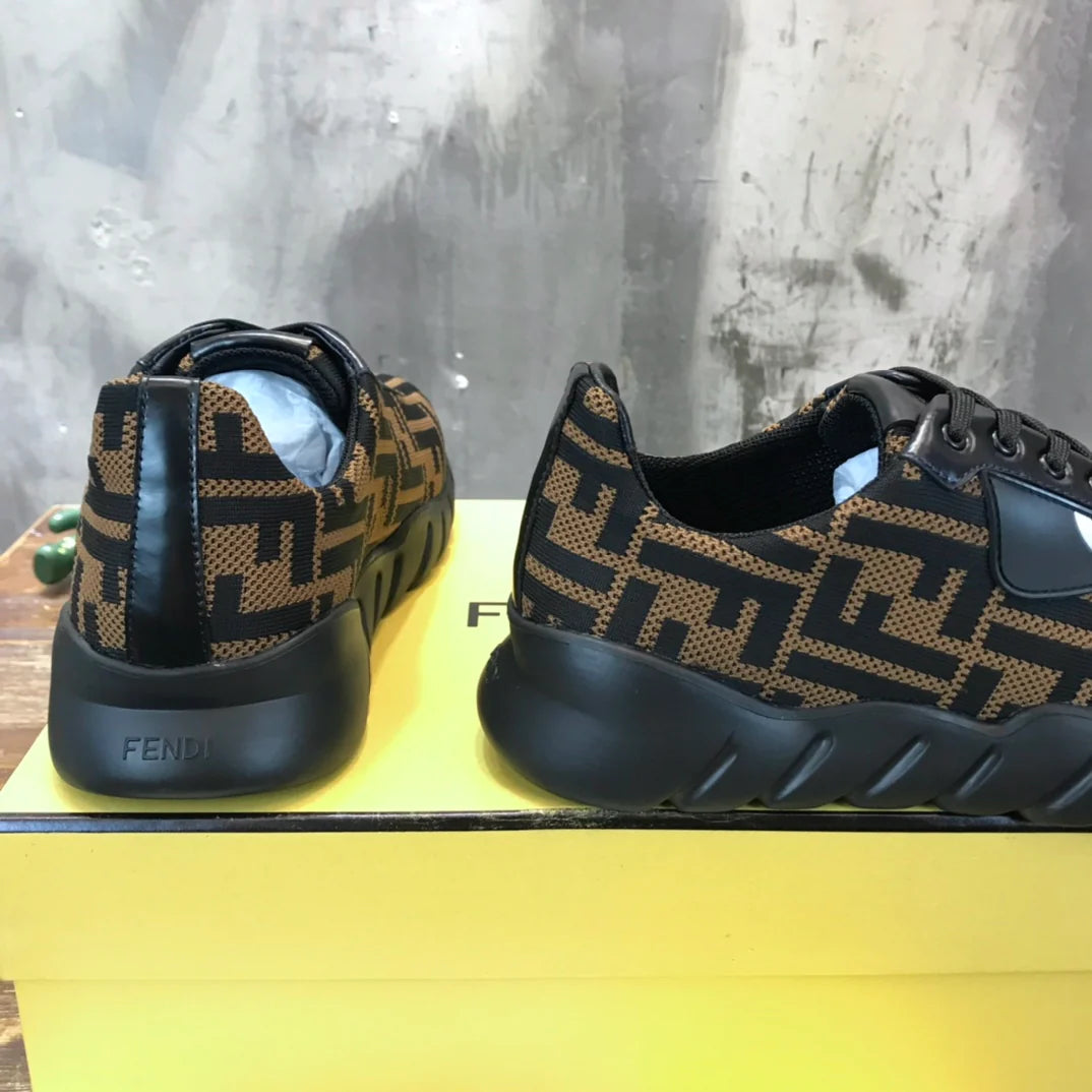 FENDI SNEAKER