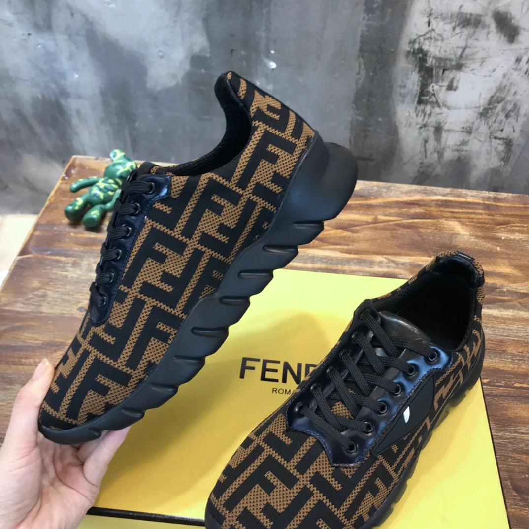 FENDI SNEAKER