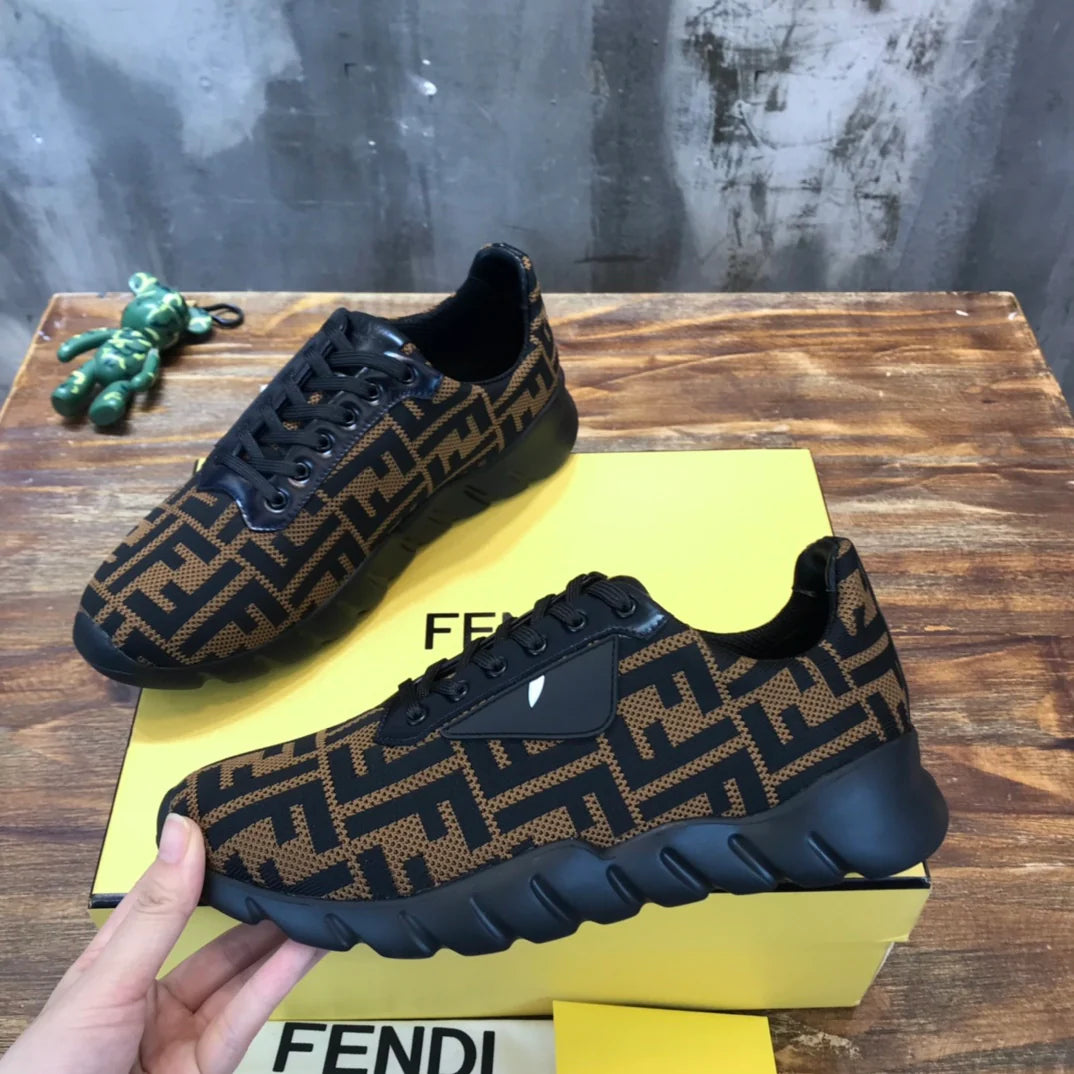 FENDI SNEAKER