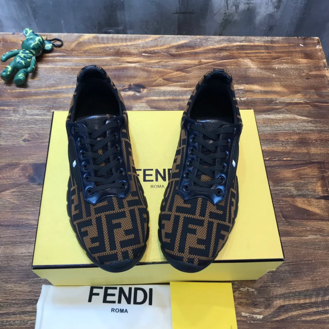 FENDI SNEAKER