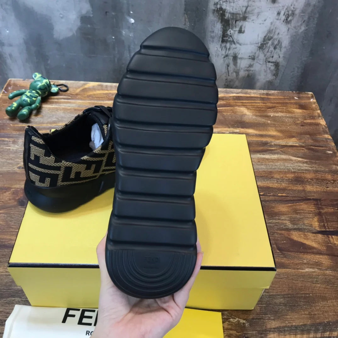FENDI SNEAKER