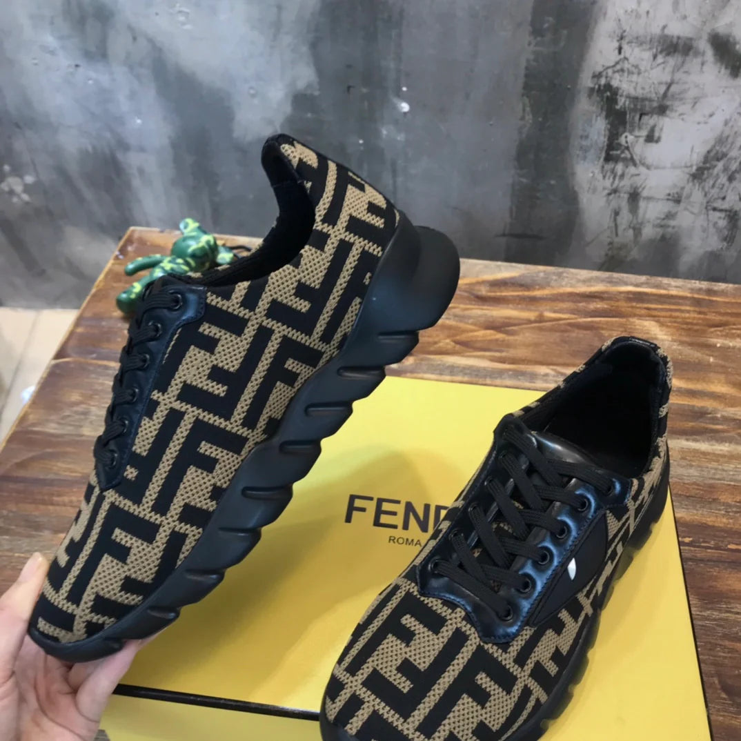 FENDI SNEAKER