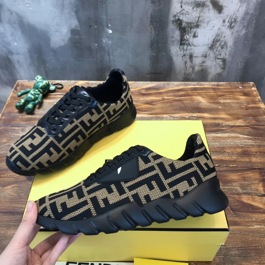 FENDI SNEAKER