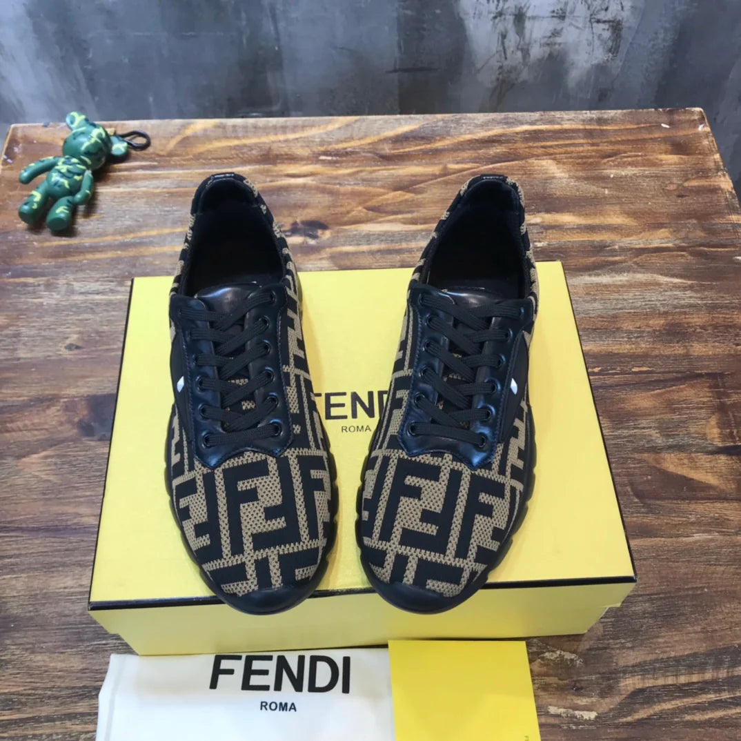 FENDI SNEAKER