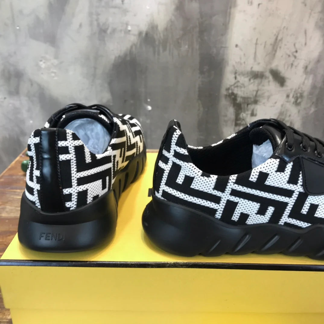 FENDI SNEAKER