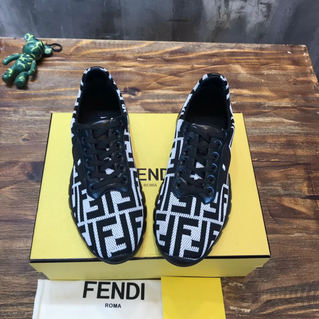 FENDI SNEAKER