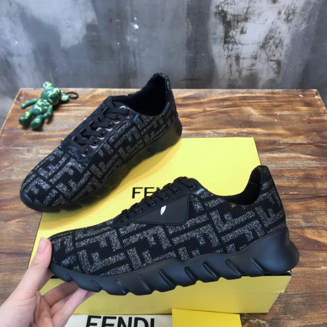 FENDI SNEAKER