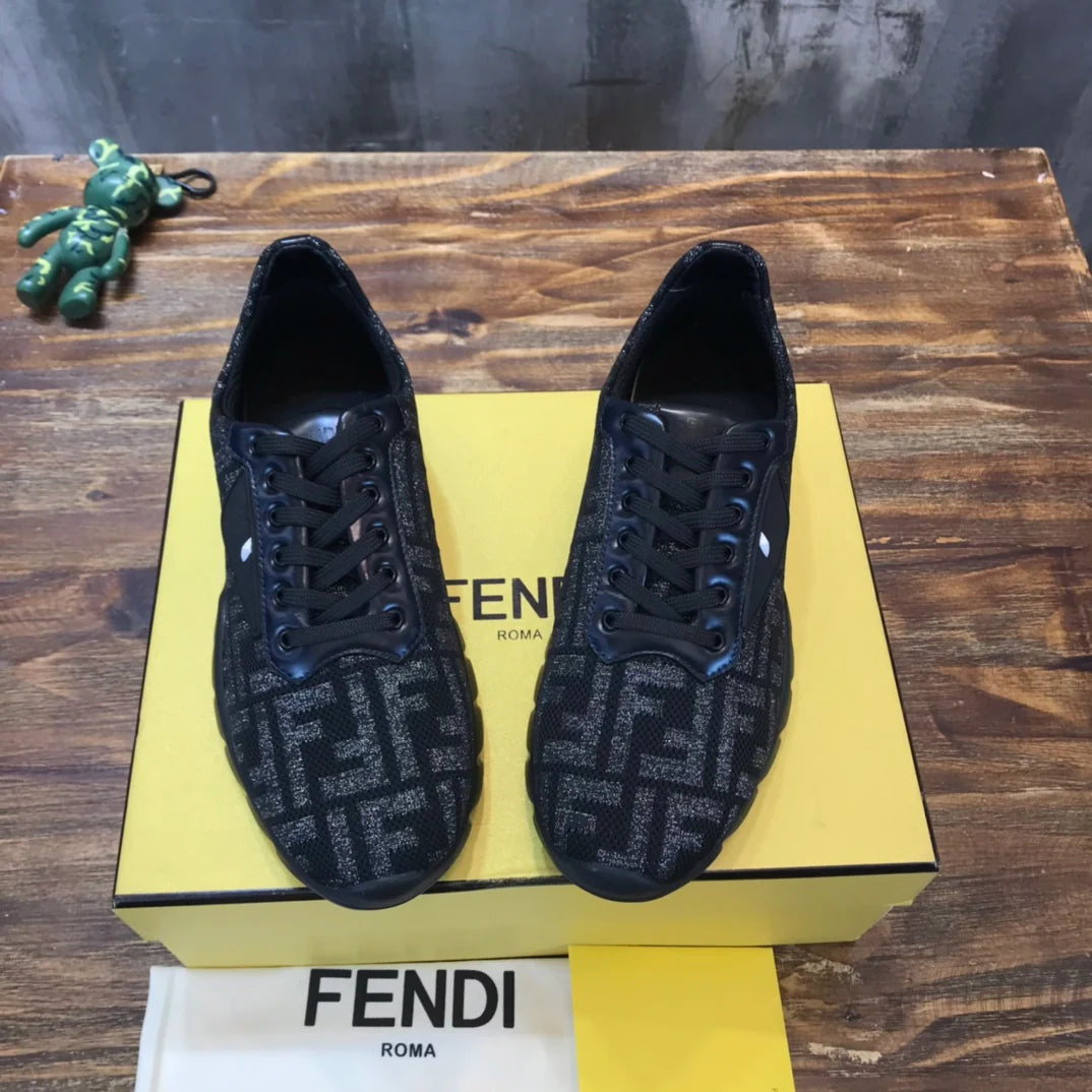 FENDI SNEAKER