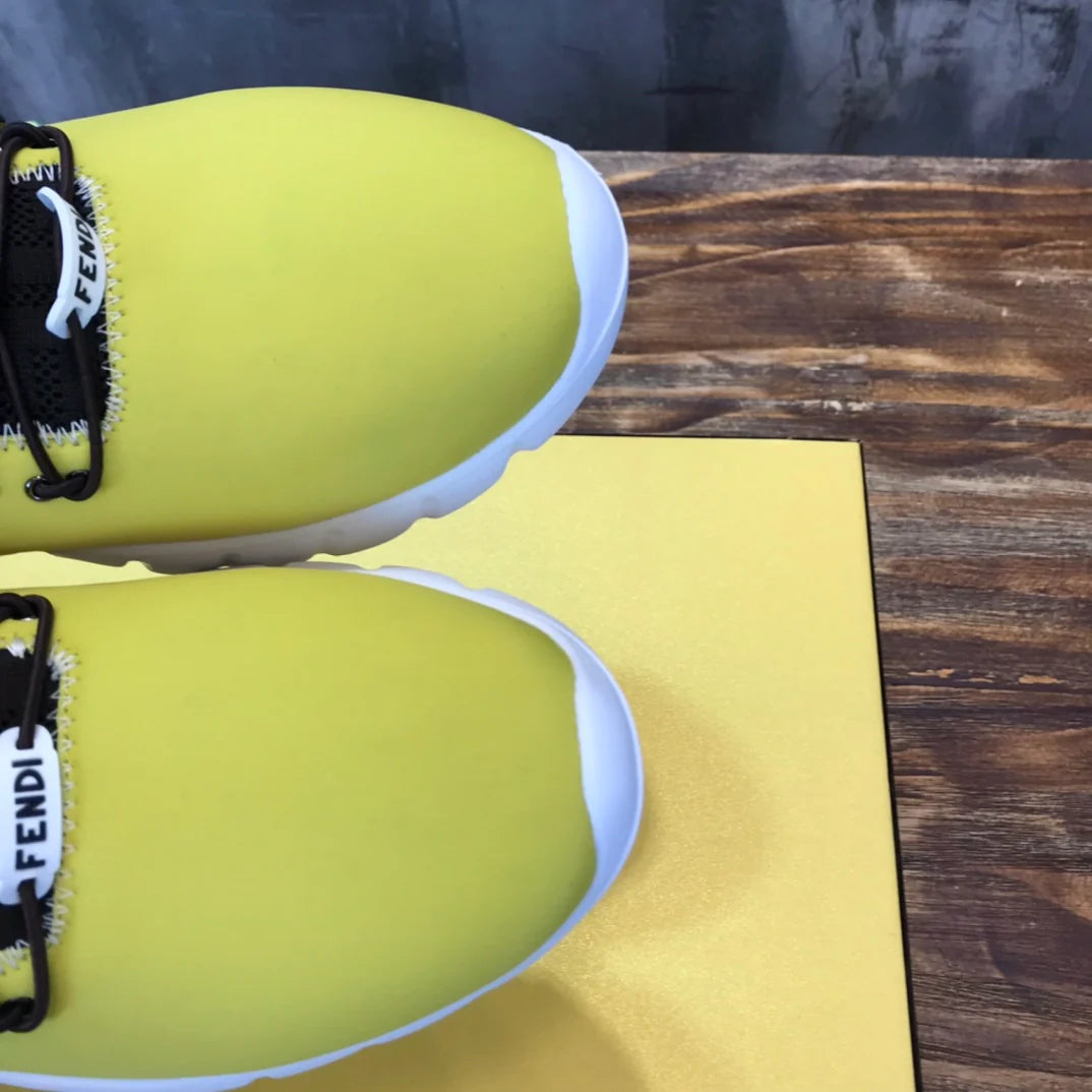 FENDI SNEAKER