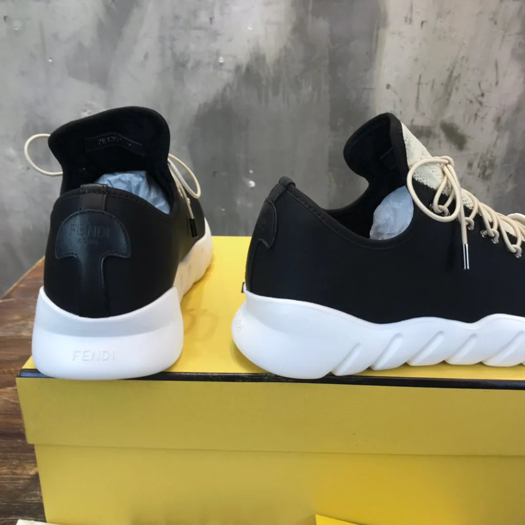 FENDI SNEAKER