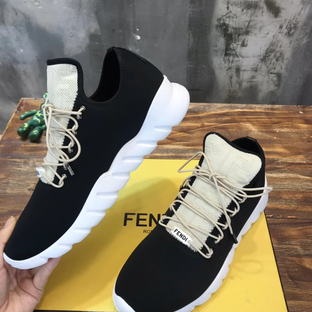 FENDI SNEAKER
