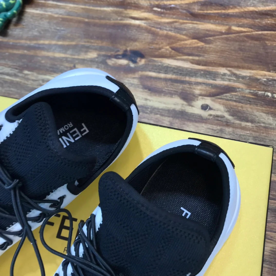 FENDI SNEAKER