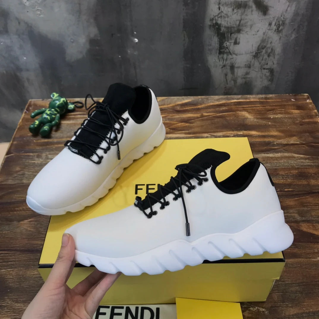FENDI SNEAKER