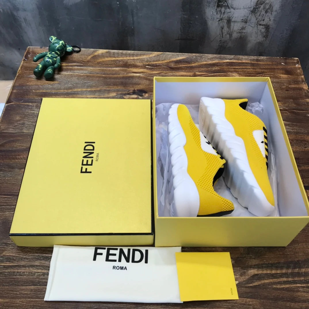 FENDI SNEAKER