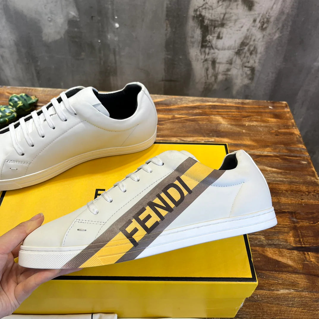 FENDI SNEAKER