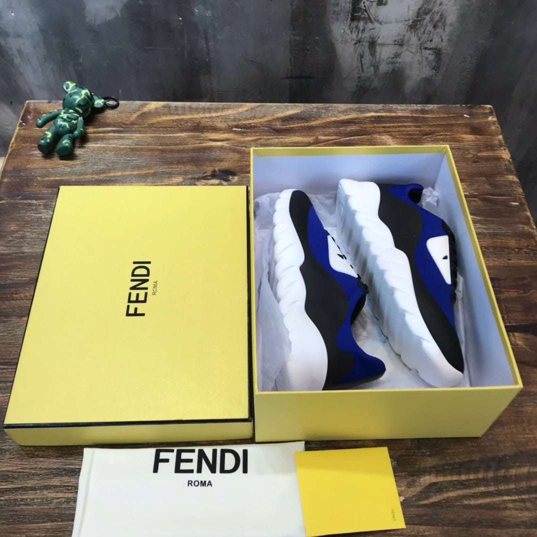 FENDI SNEAKER