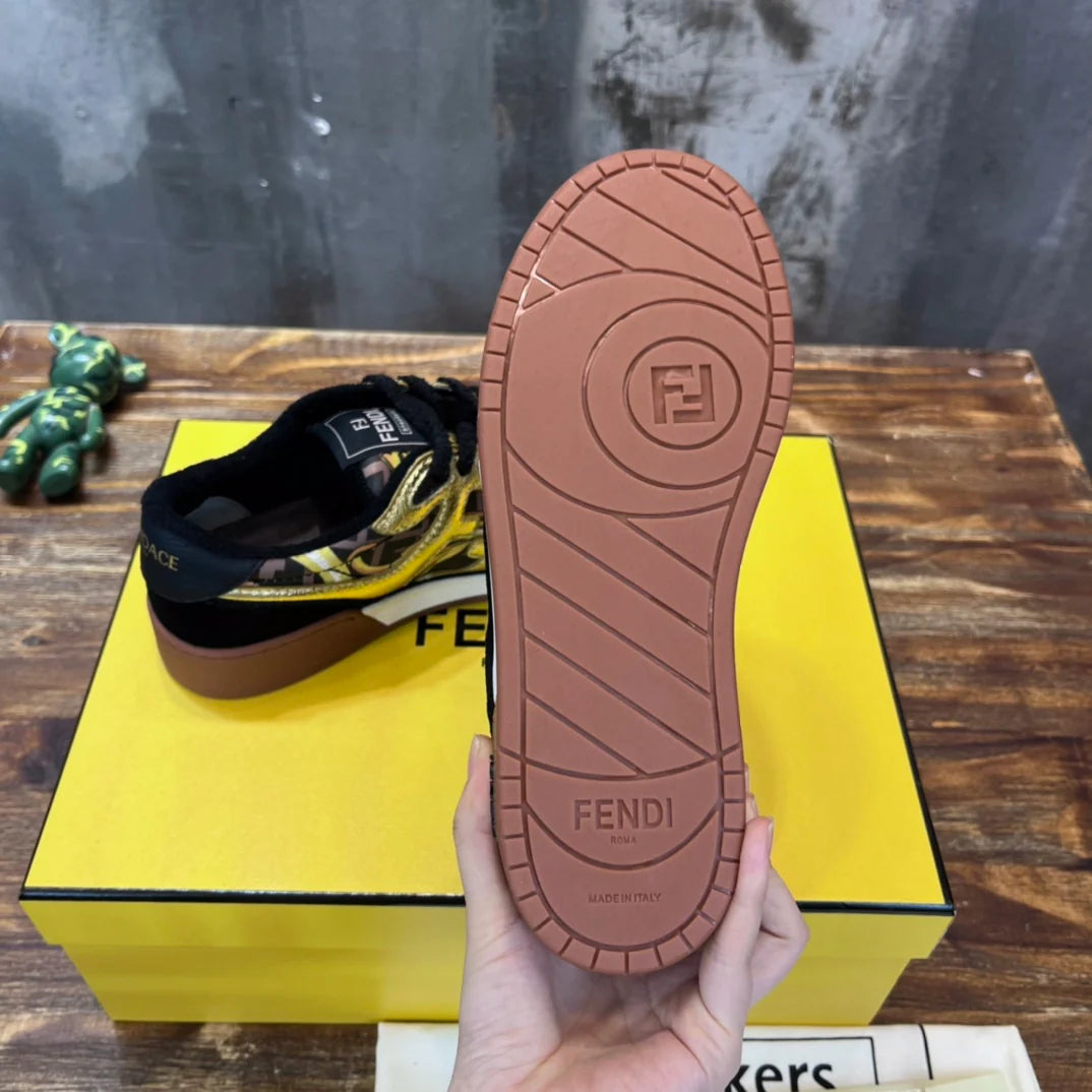 FENDI SNEAKER