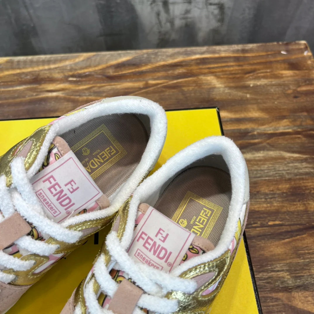 FENDI SNEAKER
