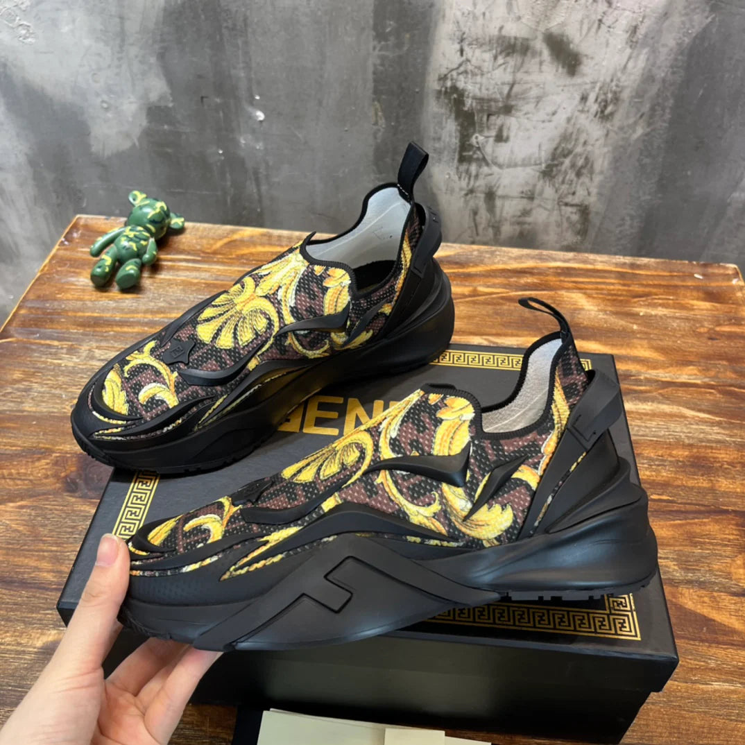 FENDI SNEAKER