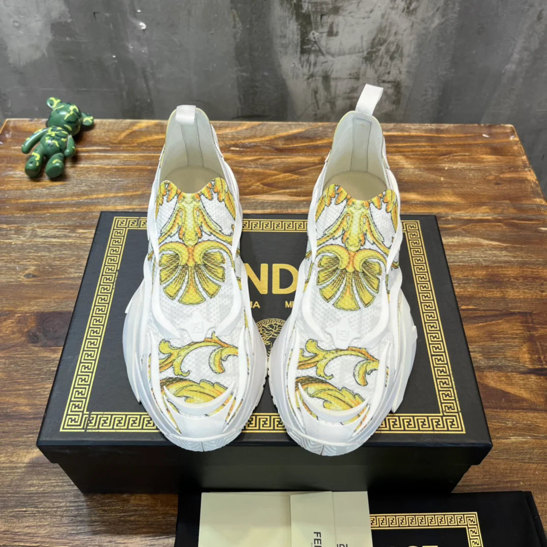 FENDI SNEAKER