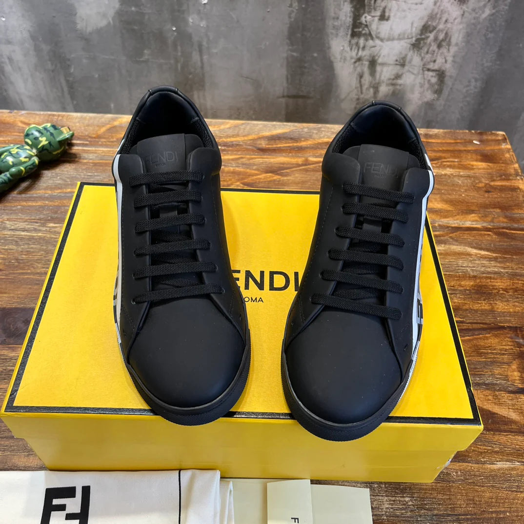 FENDI SNEAKER