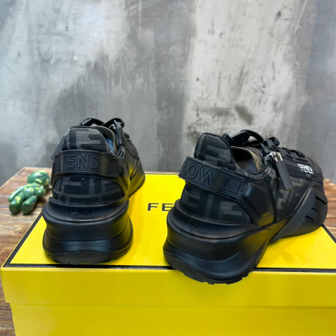FENDI SNEAKER