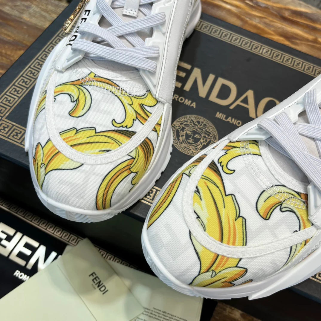 FENDI SNEAKER