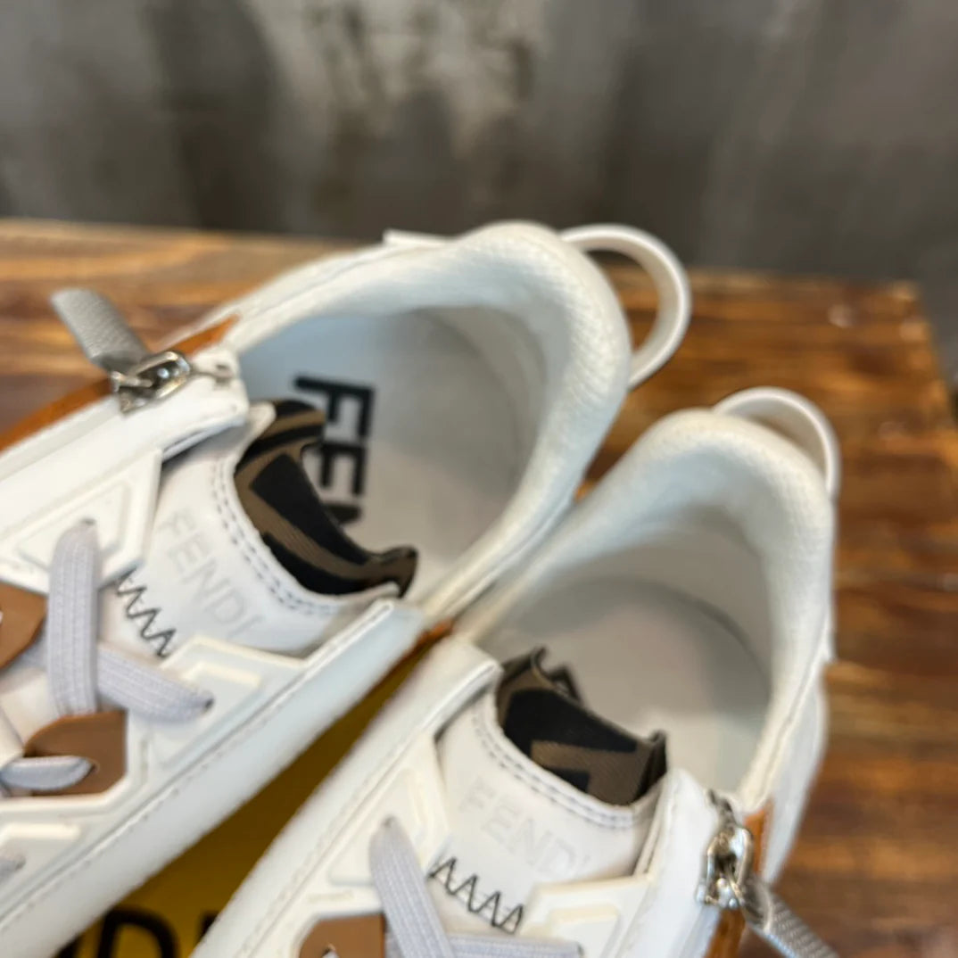 FENDI SNEAKER