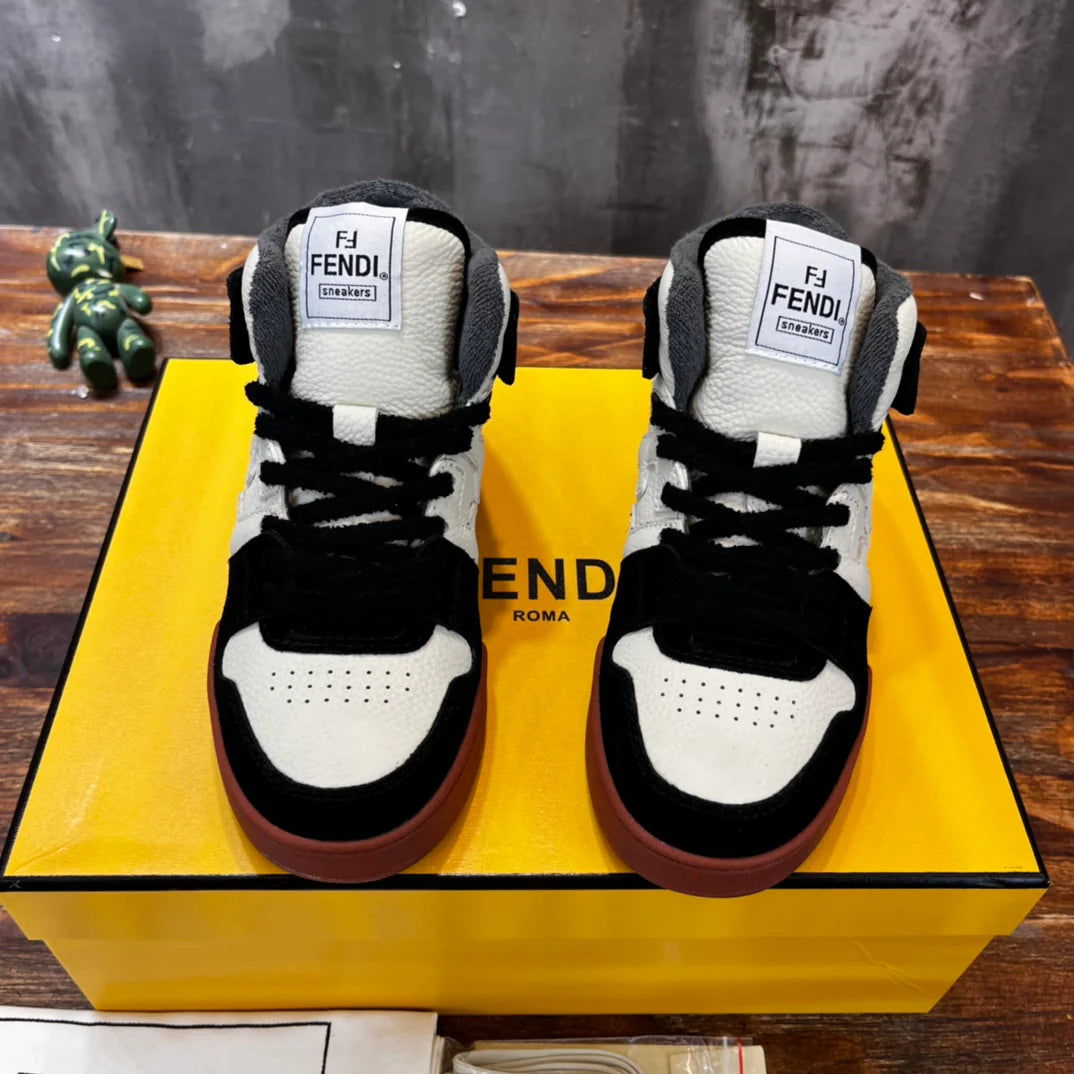 FENDI SNEAKER