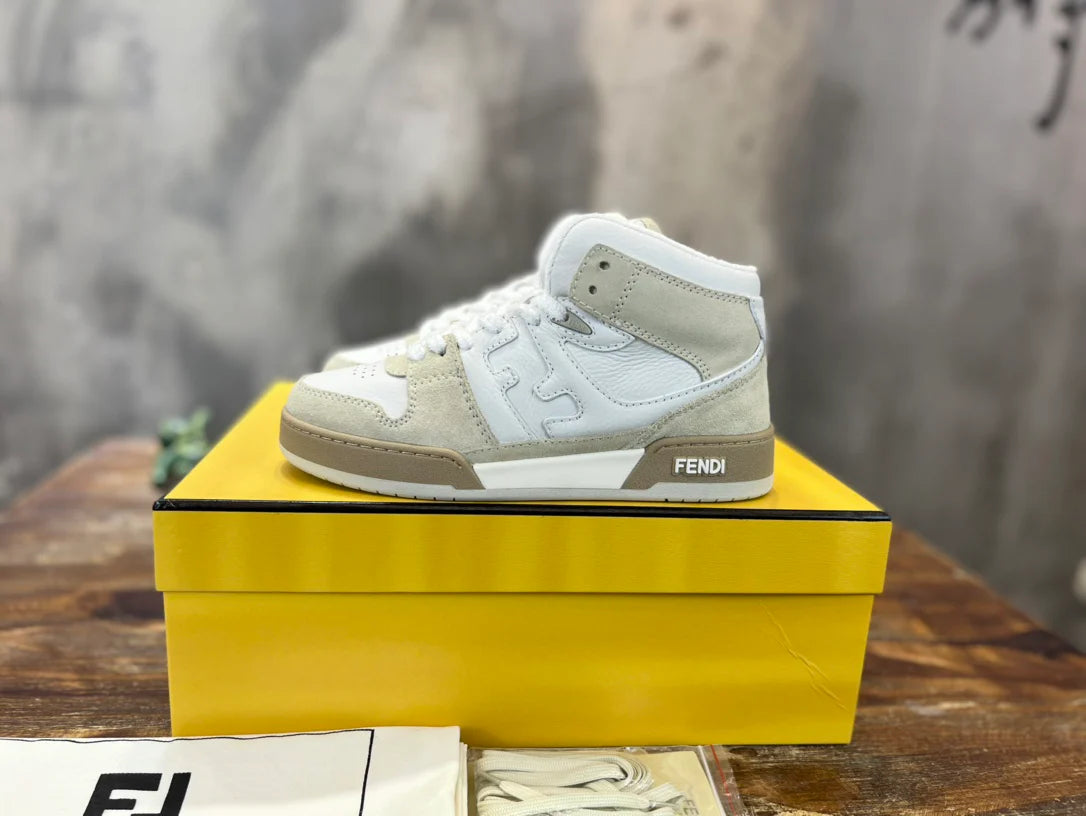 FENDI SNEAKER