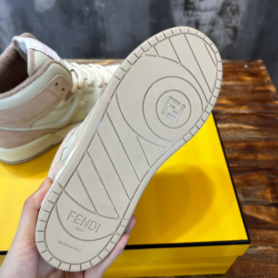 FENDI SNEAKER