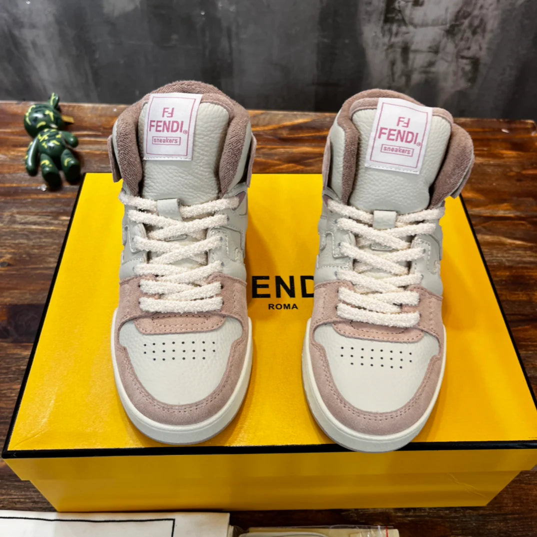 FENDI SNEAKER