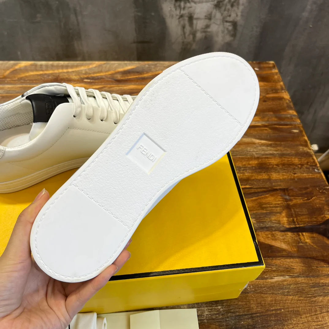 FENDI SNEAKER