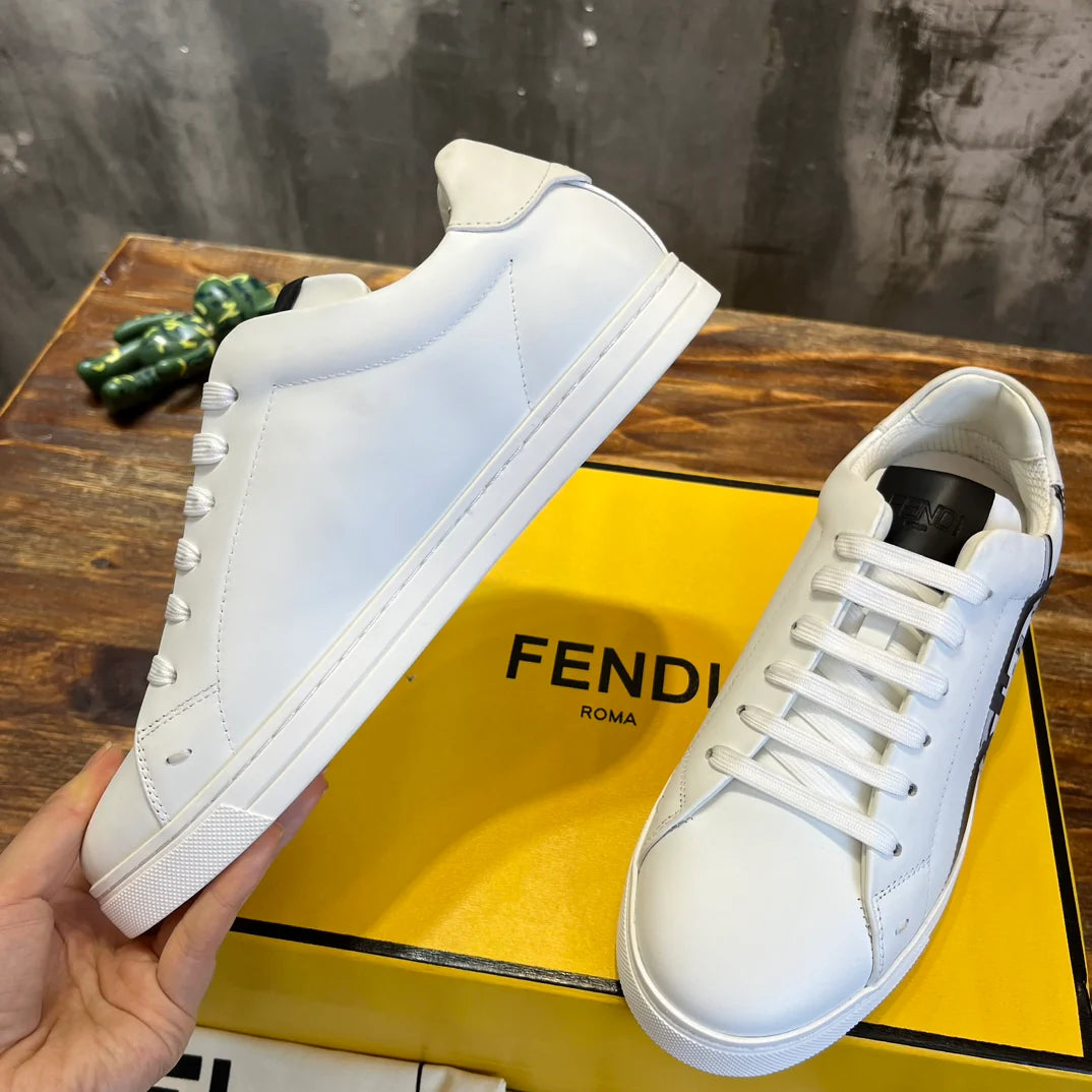 FENDI SNEAKER