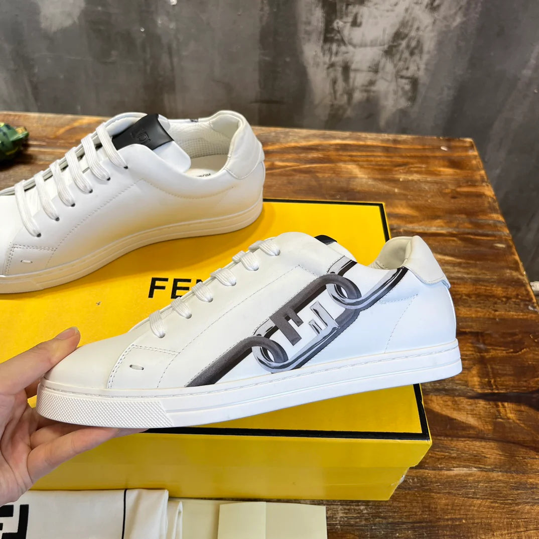 FENDI SNEAKER