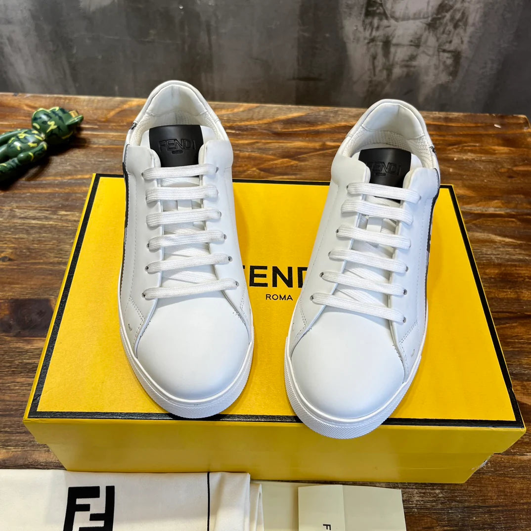FENDI SNEAKER