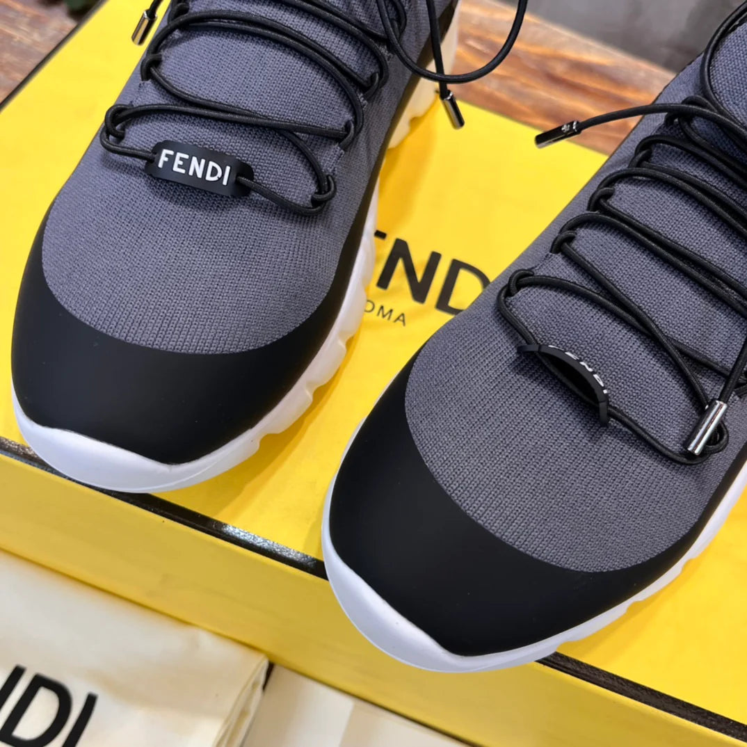 FENDI SNEAKER