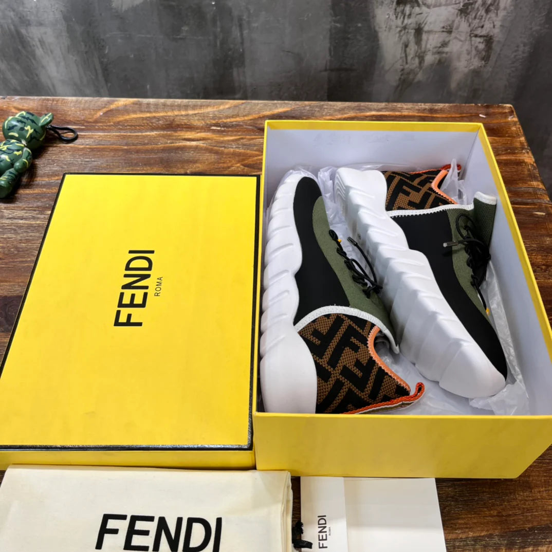 FENDI SNEAKER