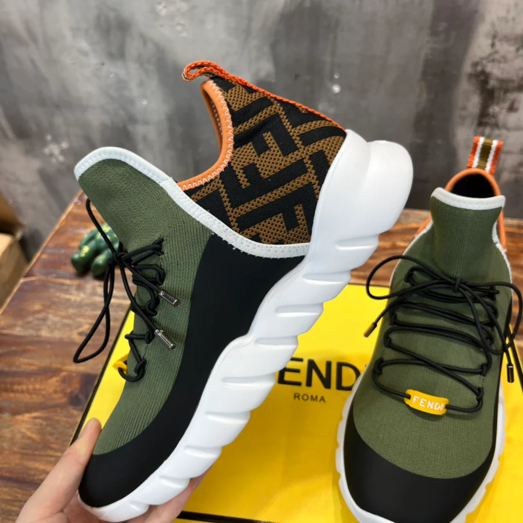 FENDI SNEAKER
