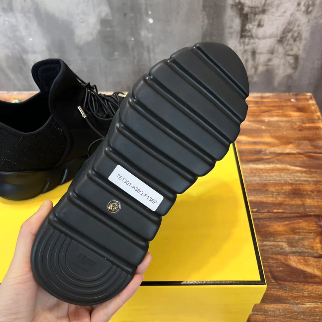 FENDI SNEAKER